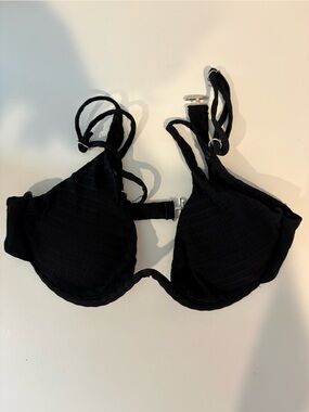 Zaful Black Textured Strapless Bikini Top with Detachable Straps